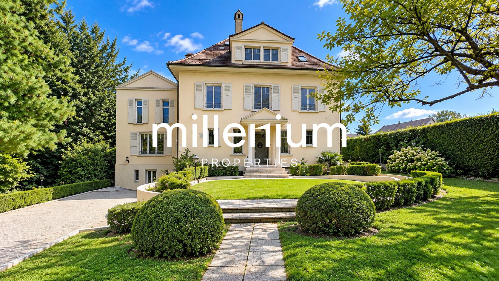 Villa de maître de caractère au cœur d’un écrin de verdure à Nyon