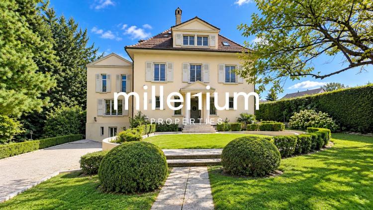 Villa de maître de caractère au cœur d’un écrin de verdure à Nyon