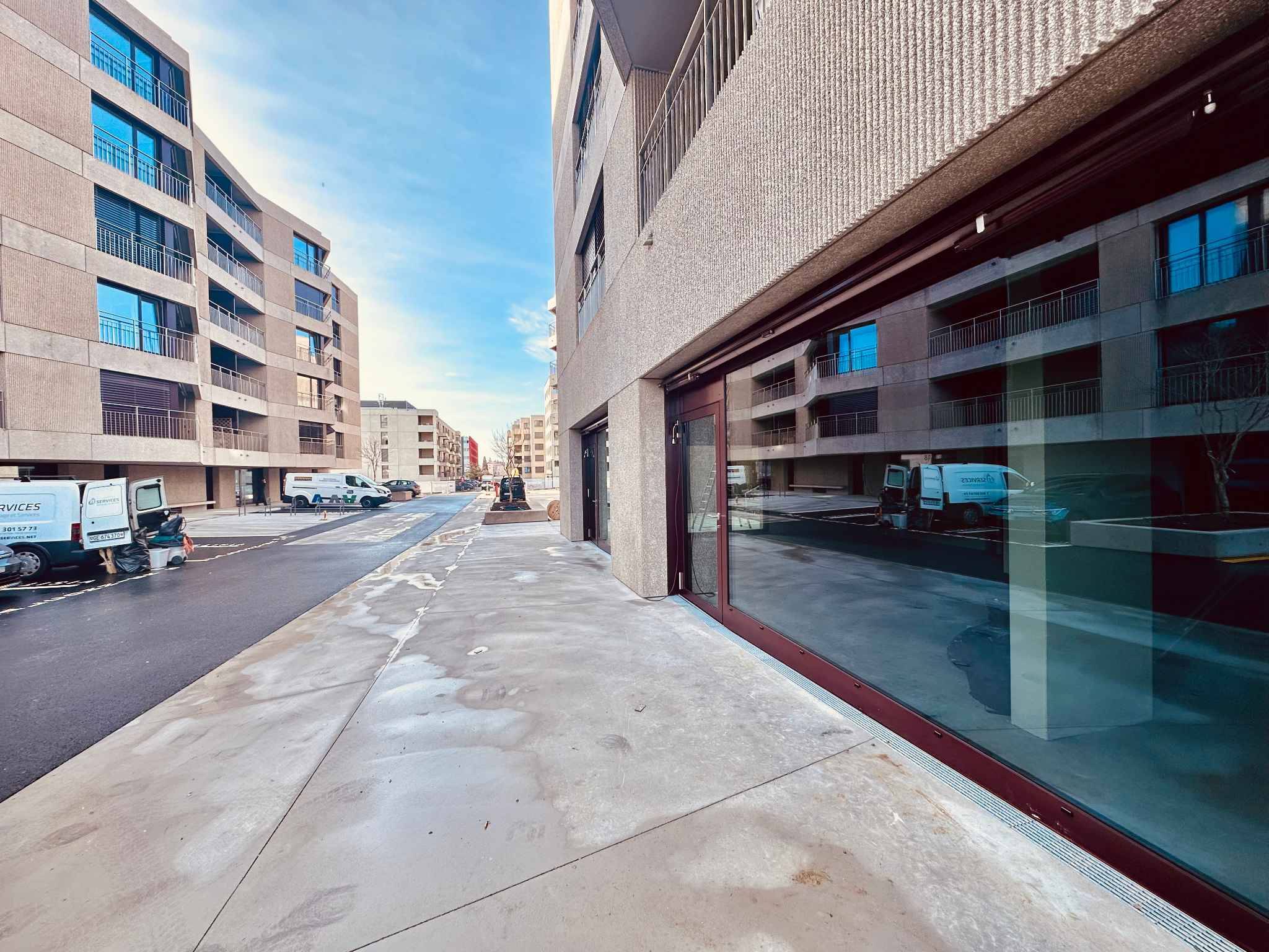 Arcade Neuve - 143 m² à Nyon, Quartier de la Petite Prairie