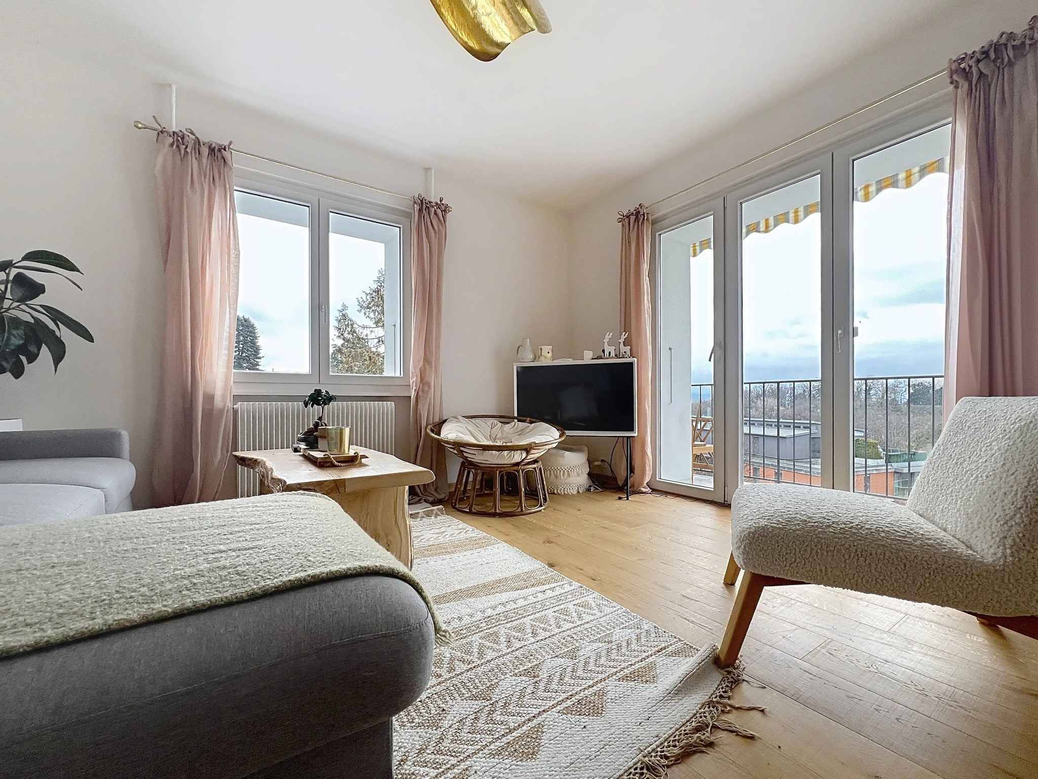 Charmant appartement de 3,5 pièces entièrement rénové 