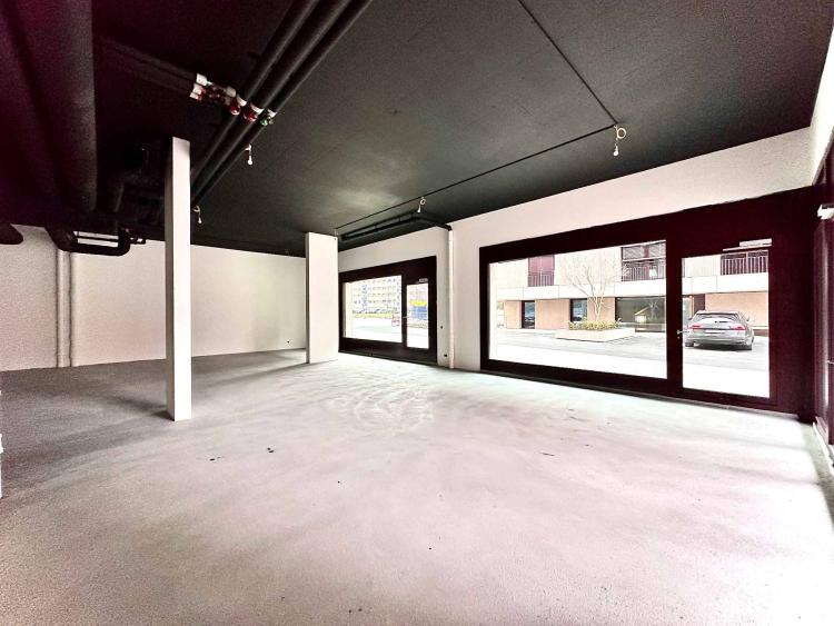 Arcade Neuve - 143 m² à Nyon, Quartier de la Petite Prairie